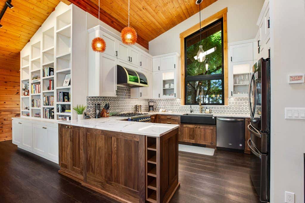 Stunning Ocean View Cabin in Coupeville with Private Beach Access