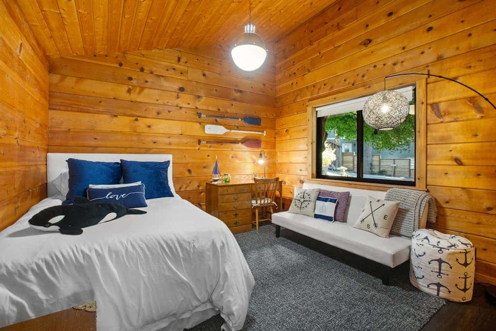 Stunning Ocean View Cabin in Coupeville with Private Beach Access