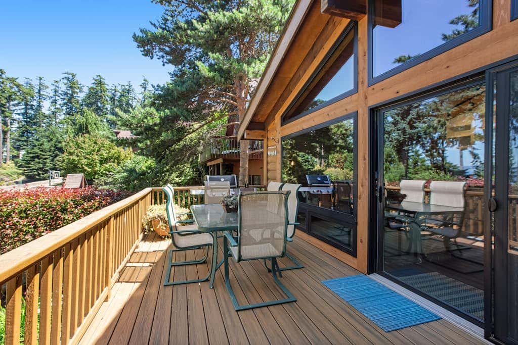 Stunning Ocean View Cabin in Coupeville with Private Beach Access