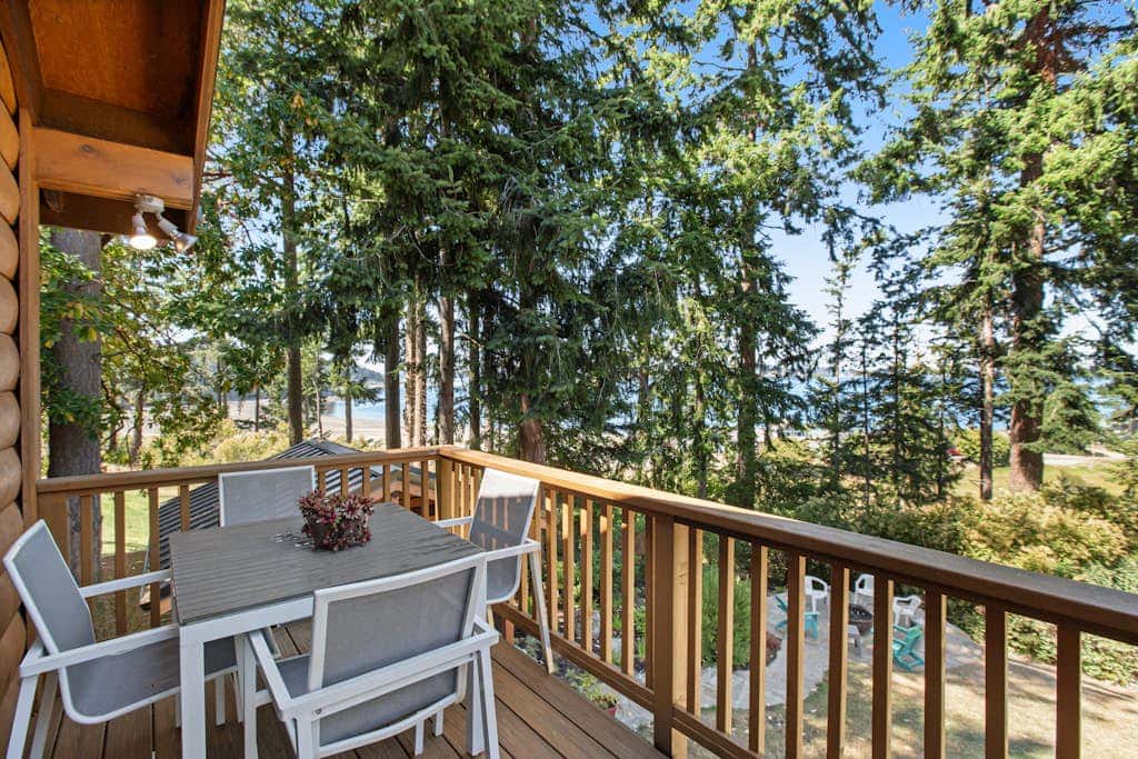 Stunning Ocean View Cabin in Coupeville with Private Beach Access