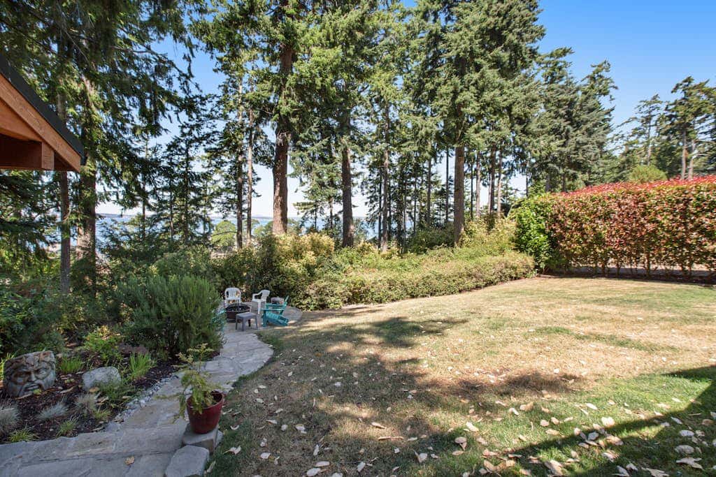 Stunning Ocean View Cabin in Coupeville with Private Beach Access
