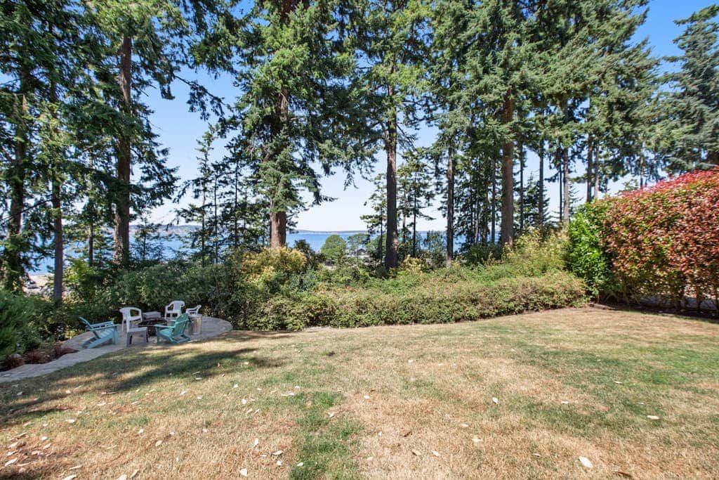 Stunning Ocean View Cabin in Coupeville with Private Beach Access