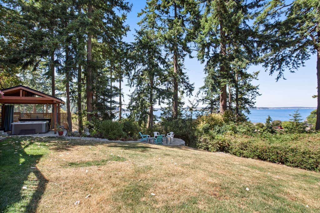 Stunning Ocean View Cabin in Coupeville with Private Beach Access
