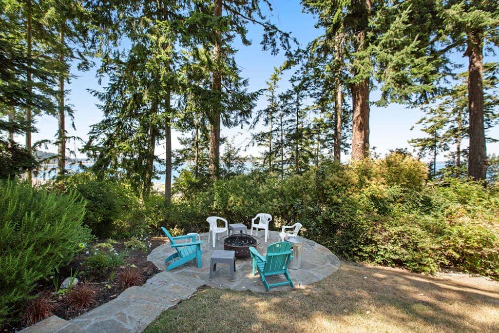 Stunning Ocean View Cabin in Coupeville with Private Beach Access