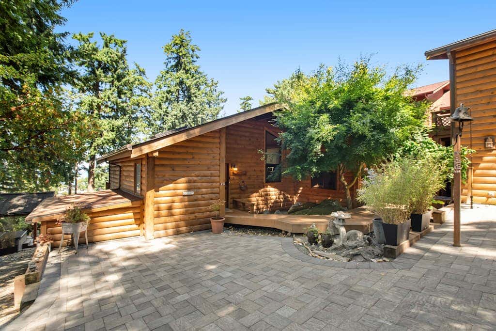 Stunning Ocean View Cabin in Coupeville with Private Beach Access