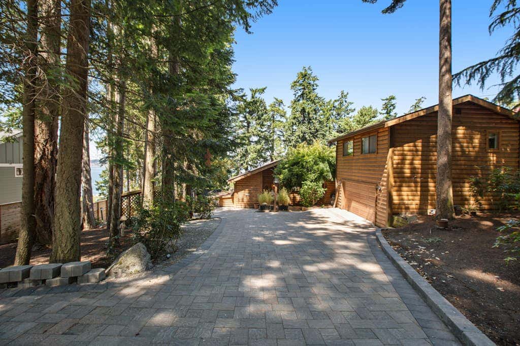 Stunning Ocean View Cabin in Coupeville with Private Beach Access