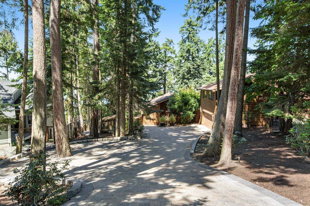 Stunning Ocean View Cabin in Coupeville with Private Beach Access