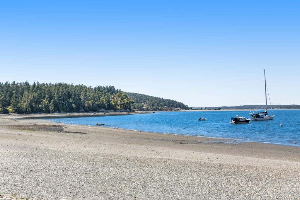 Stunning Ocean View Cabin in Coupeville with Private Beach Access