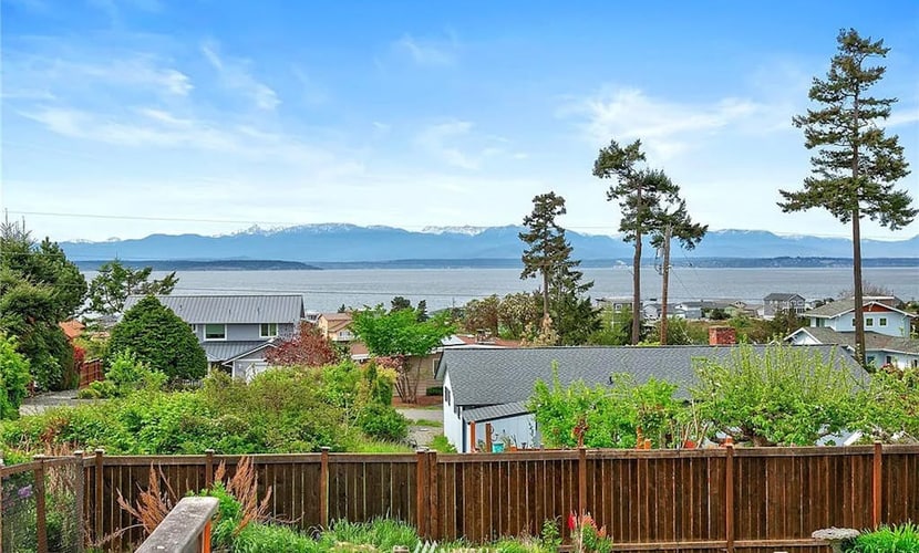Admirals Cove