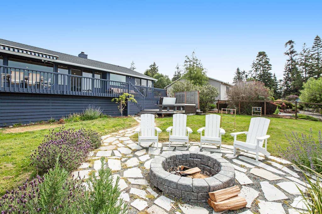 Coastal Coupeville Retreat with Water Views, Deck and Private Yard - Dogs Welcomed!