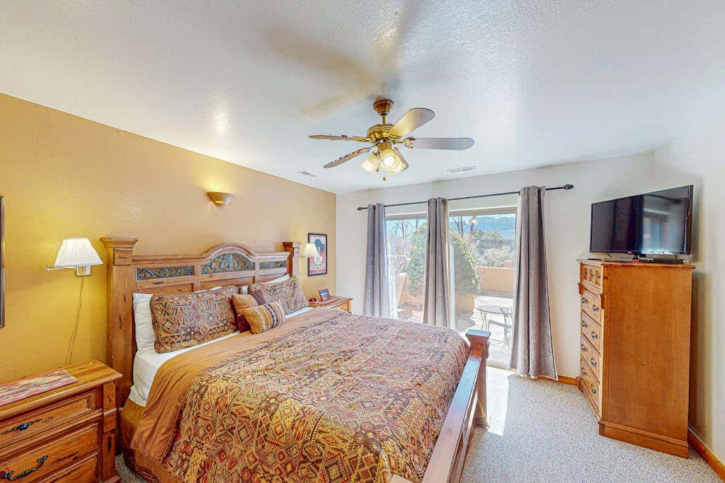 Golf Course Front Condo with Seasonal Pool & Views - Walk to Steel Bender Trail