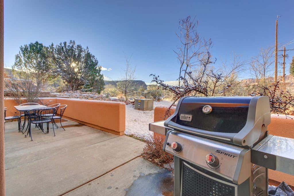 Golf Course Front Condo with Seasonal Pool & Views - Walk to Steel Bender Trail