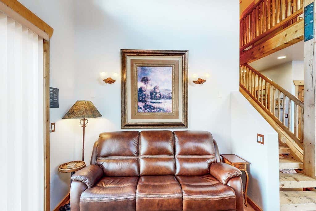Luxury Home with Spectacular Views and Hot Tub - Walk to Golf Course