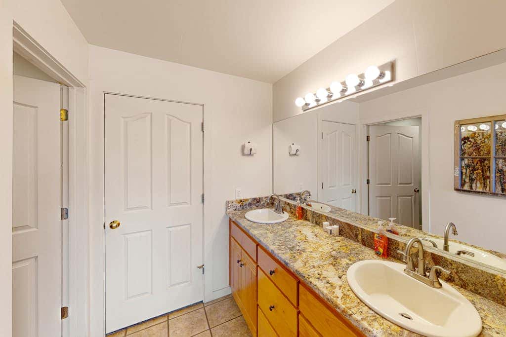 Spacious Family Friendly Home near Downtown with Seasonal Pool & Hot Tub
