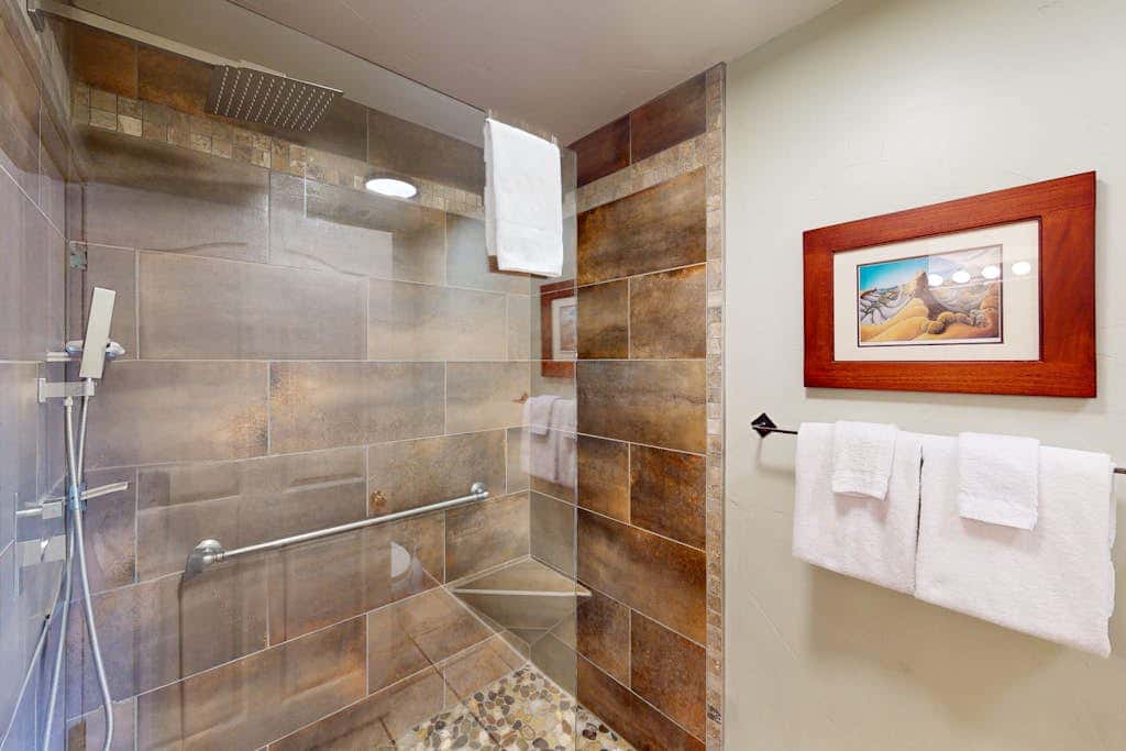 Spacious Family Friendly Home near Downtown with Seasonal Pool & Hot Tub