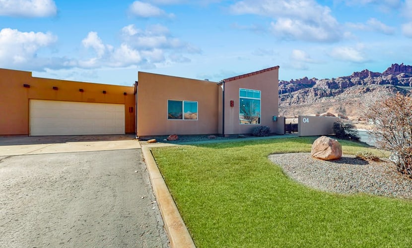 Rim Village O4