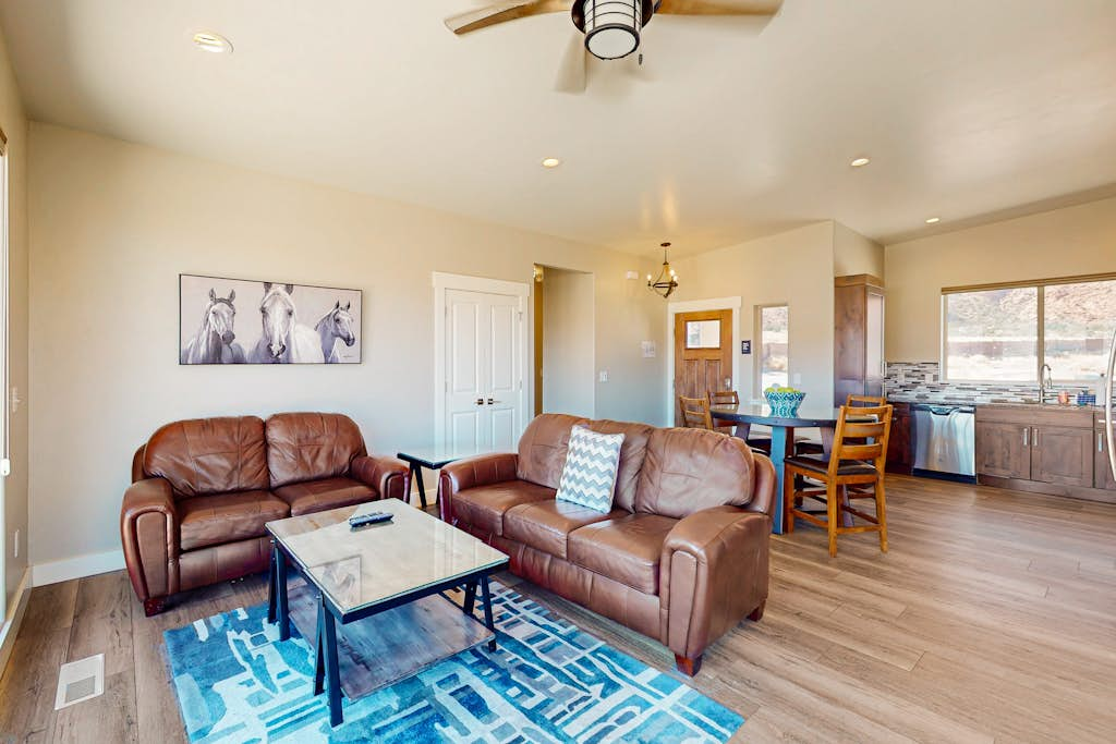 Tranquil Home with Amazing Views and Great Location, Close to Arches National Park