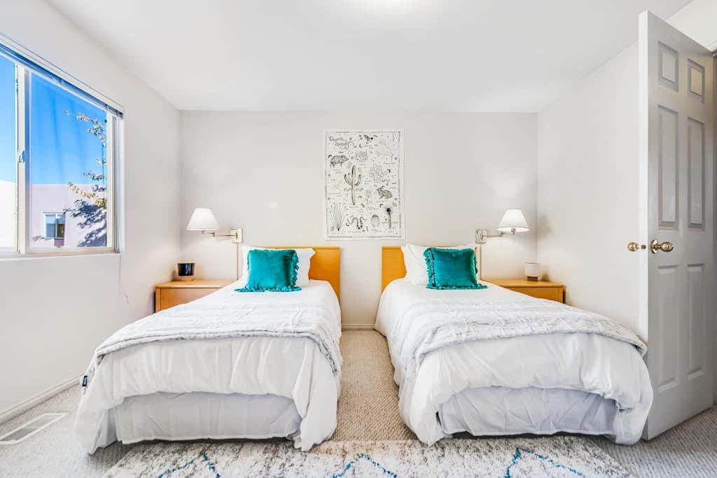 Cozy, Family-Friendly Townhouse with Free WiFi & a Seasonal Shared Pool & Spa