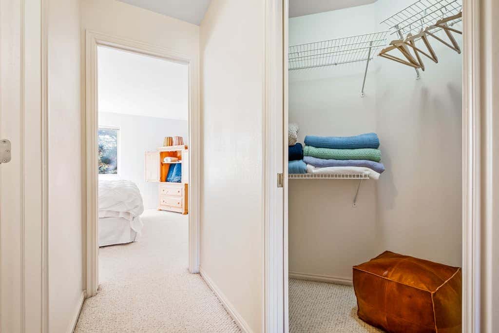 Cozy, Family-Friendly Townhouse with Free WiFi & a Seasonal Shared Pool & Spa