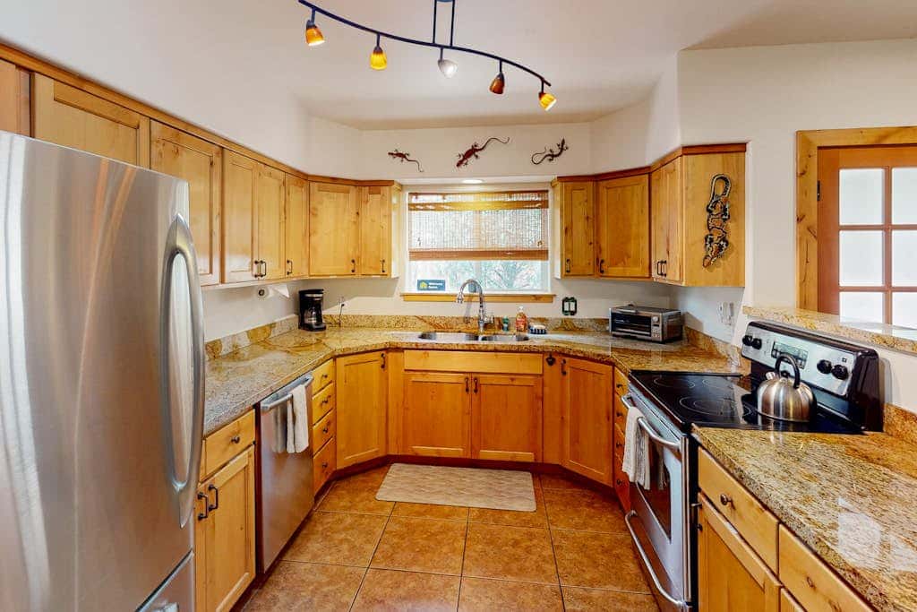 Dog Friendly Moab Townhouse with Pool and Amazing Views