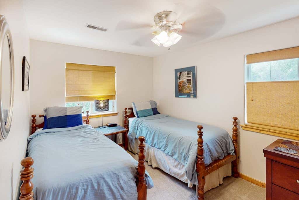 Dog Friendly Moab Townhouse with Pool and Amazing Views