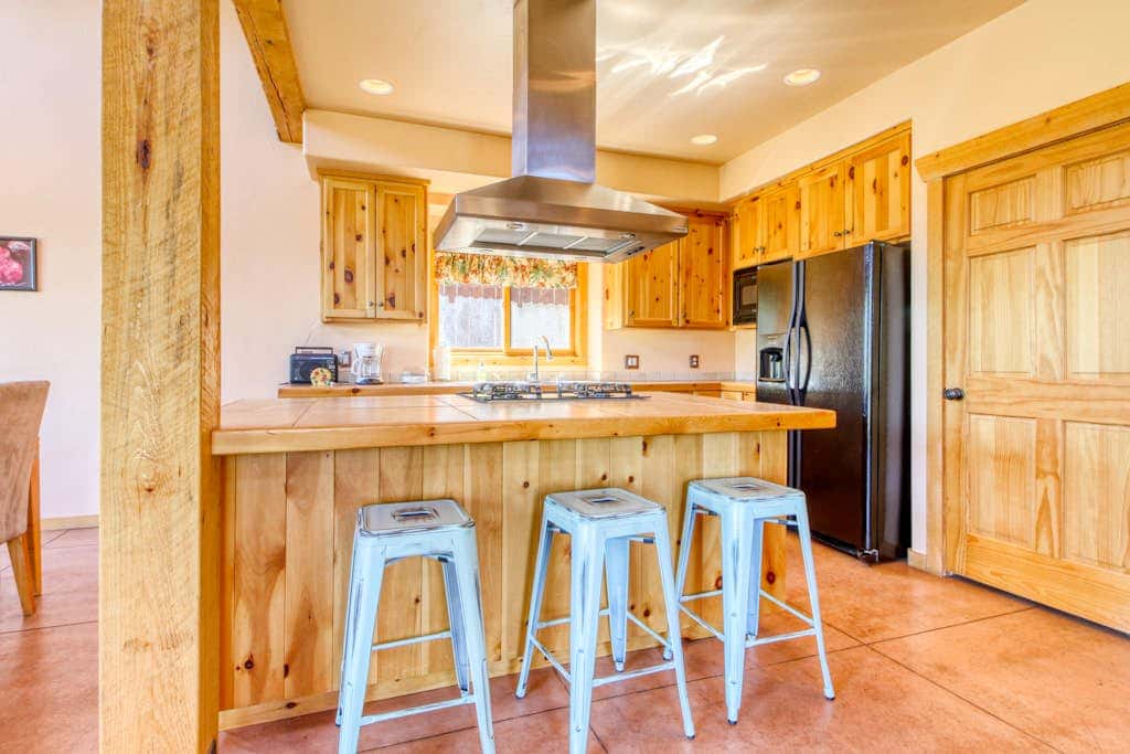 Welcoming 3BR Moab Home with WiFi and Stunning Mountain Views - Dog Friendly