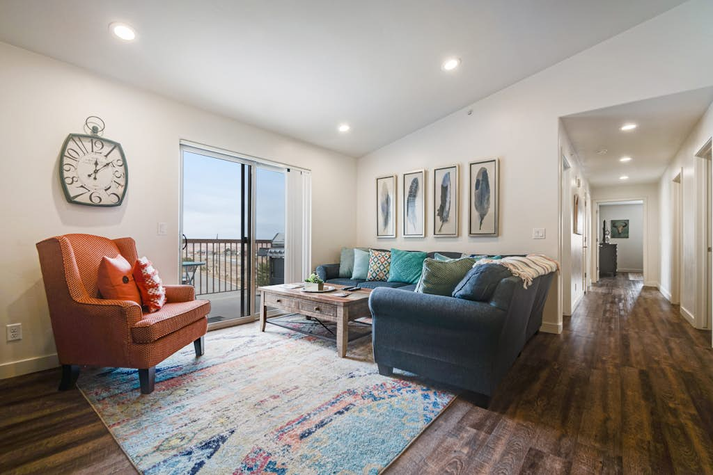 Cozy 3BR Moab Condo with Pool Hot Tub and Mountain Views near Arches