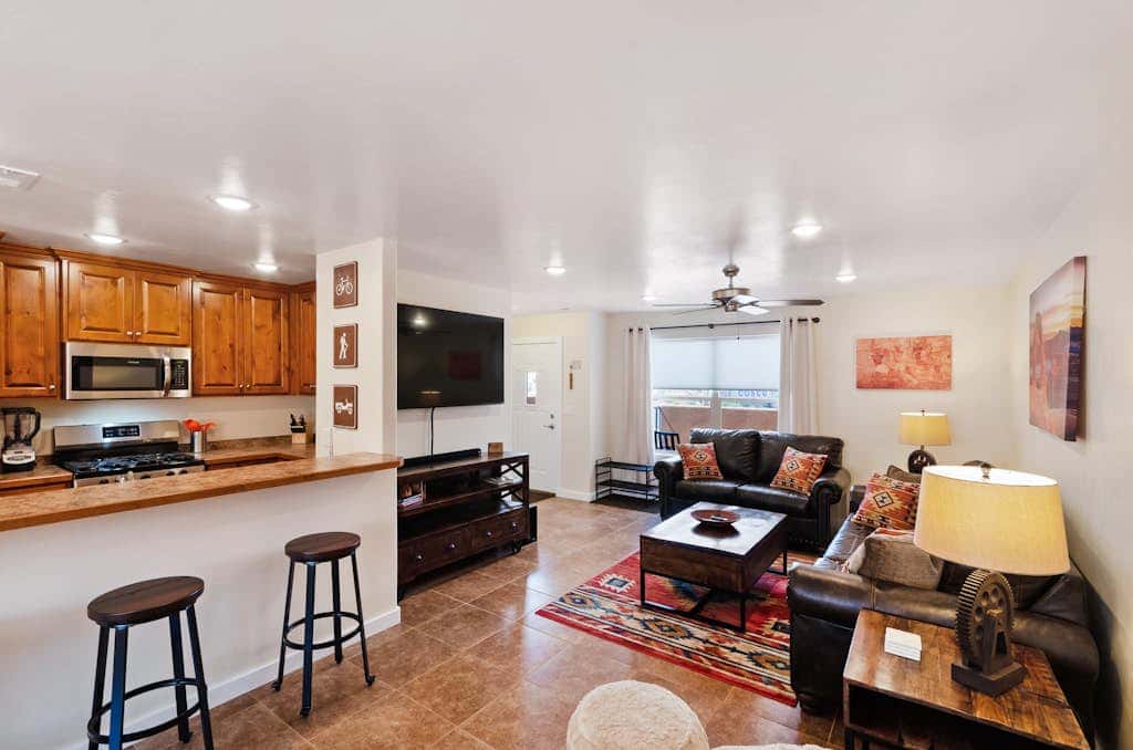 Adventure Ready Moab Townhouse with Pool and Hot Tub Access - Close to Utah's national parks
