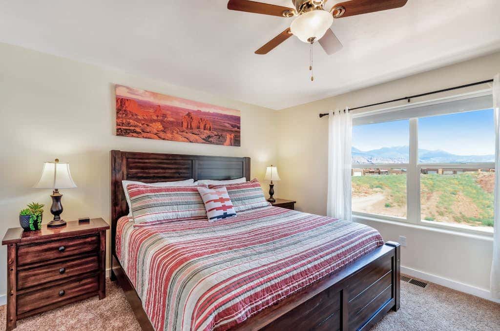 Adventure Ready Moab Townhouse with Pool and Hot Tub Access - Close to Utah's national parks
