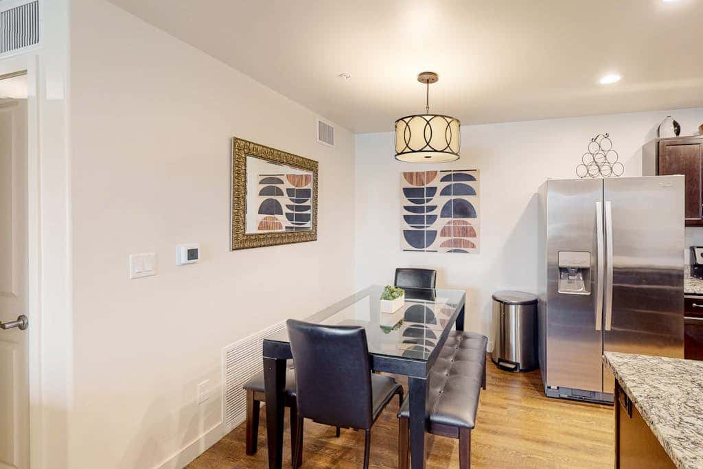 Spacious Moab Condo with Pool Hot Tub and Mountain Views