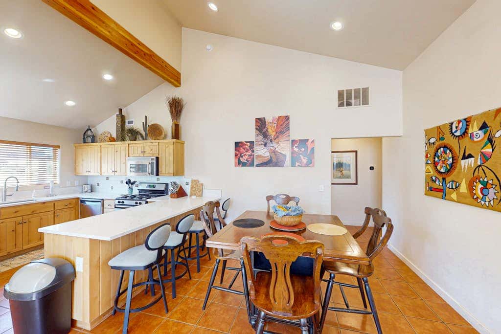 Spacious Moab Townhouse with Seasonal Pool and Hot Tub - Views and Hiking Nearby