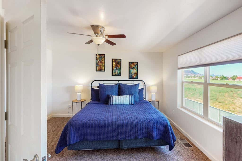 Lovely Townhome near Town with Pool, Hot Tub, Playground, Patio & Tennis