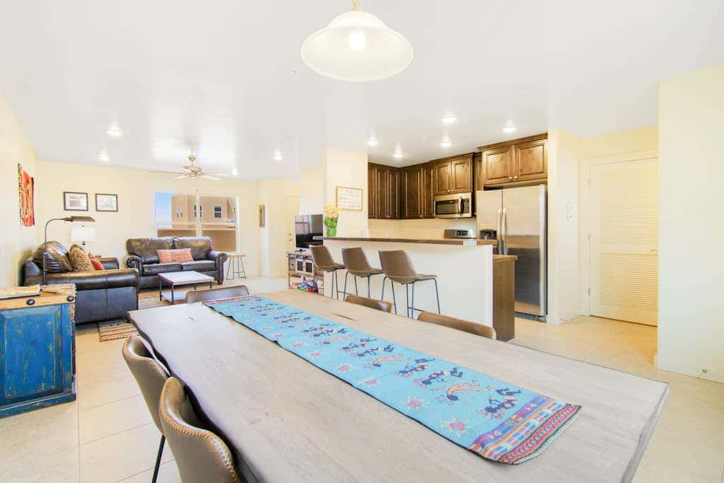 Updated Dog Friendly Condo with Pool & Hot Tub - Close to National Parks