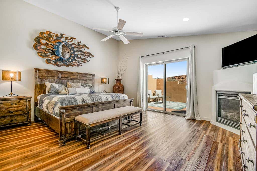 Mountain View Home with Patio, Gas Fireplace, Shared Pool and Hot Tub - Dog Friendly