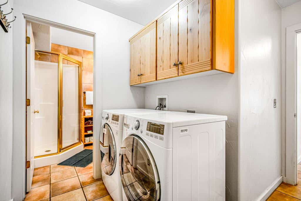 Mountain View Home with Patio, Gas Fireplace, Shared Pool and Hot Tub - Dog Friendly