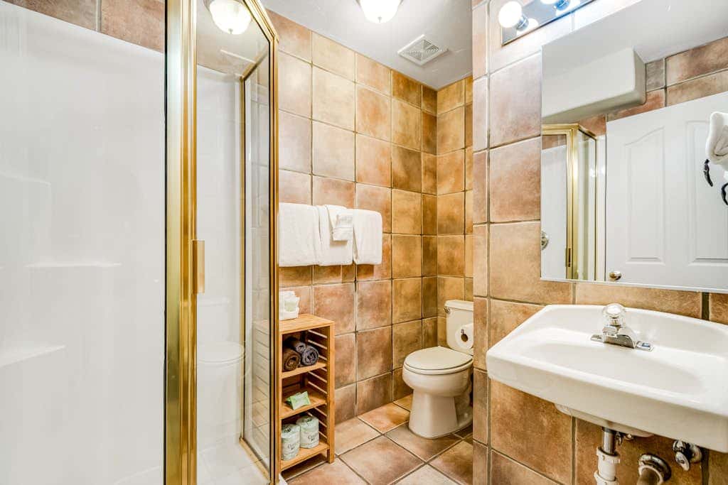 Mountain View Home with Patio, Gas Fireplace, Shared Pool and Hot Tub - Dog Friendly