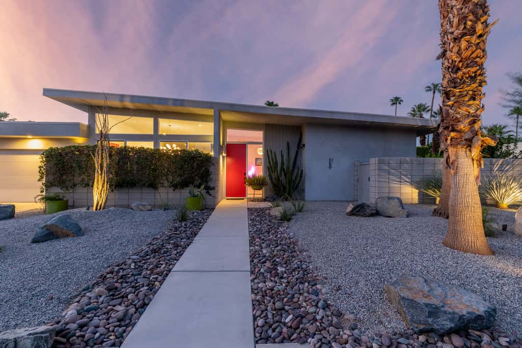 Flamingo Oasis
