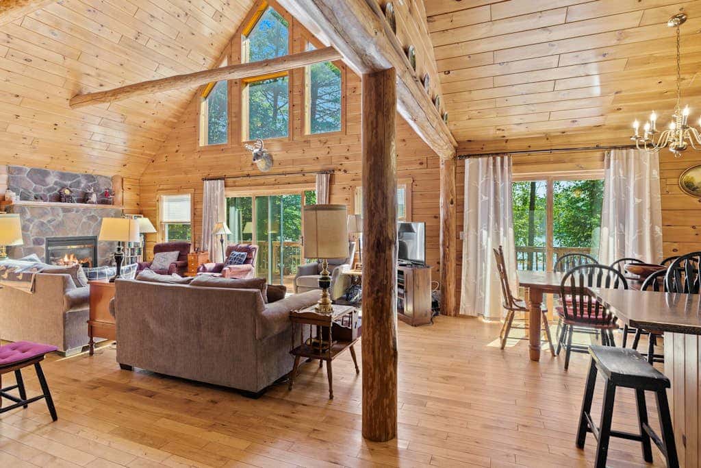 Loon Lodge