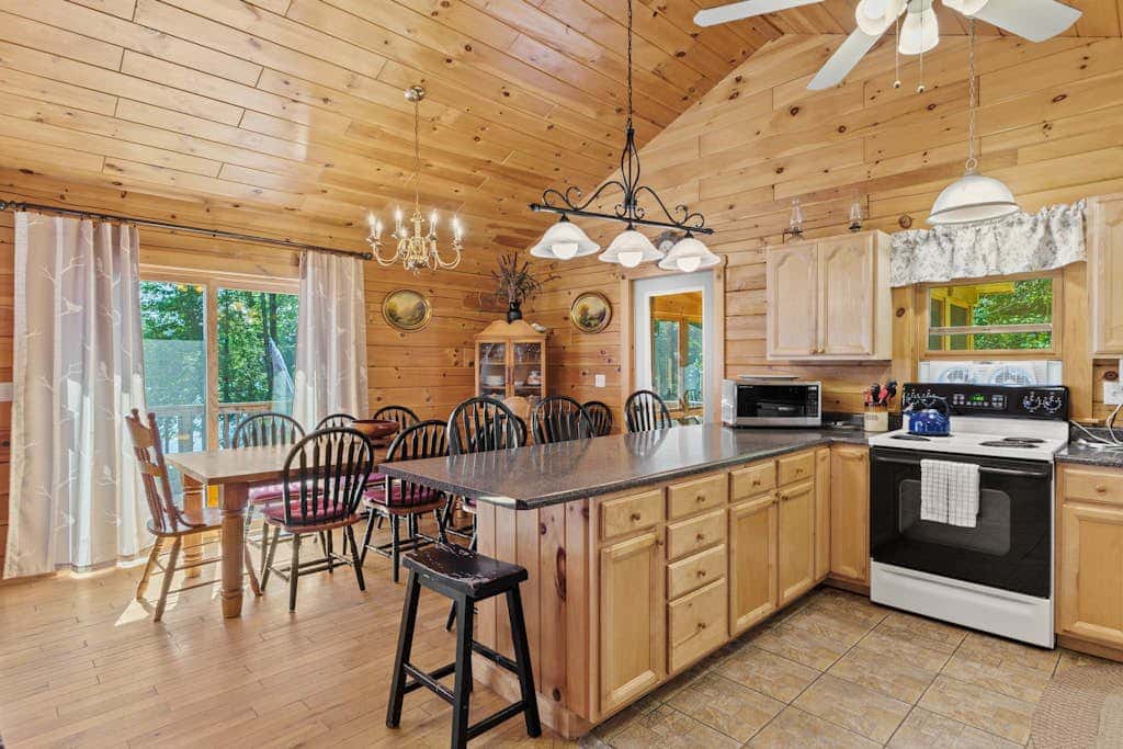 Loon Lodge