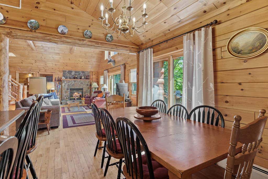 Loon Lodge