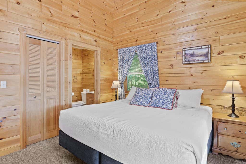 Loon Lodge