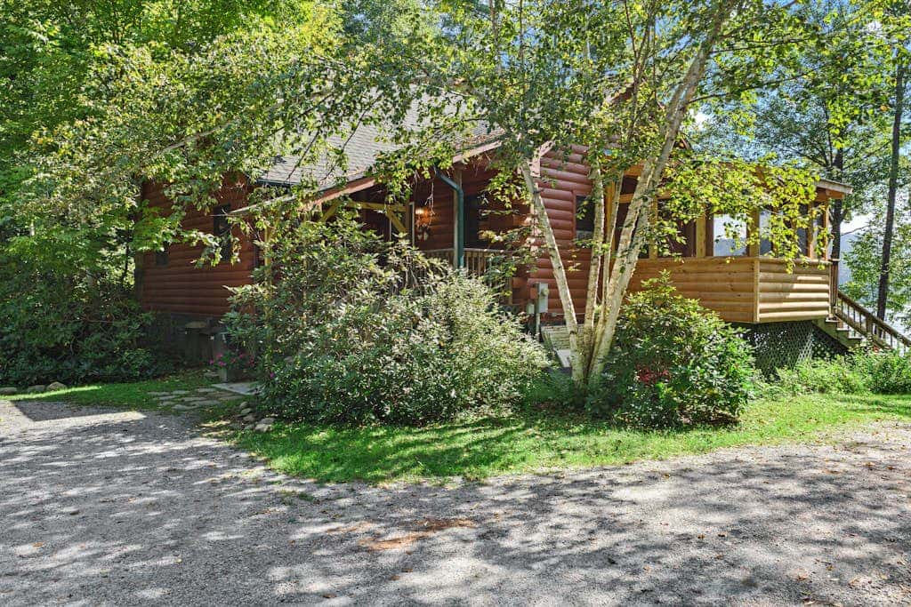 Loon Lodge
