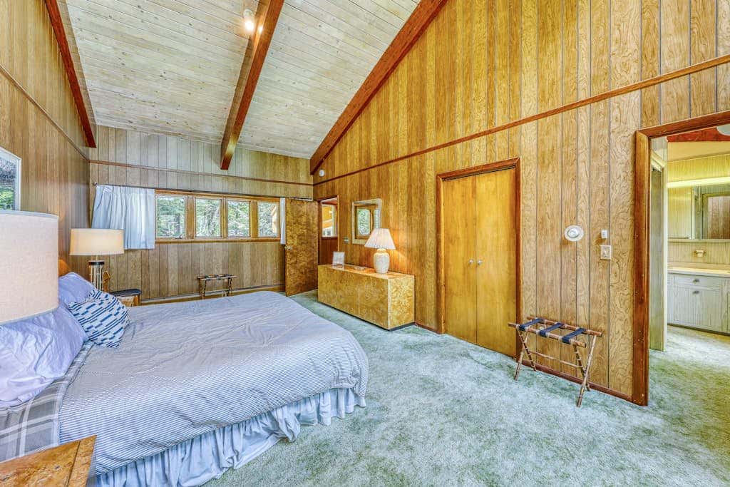 Private Contemporary