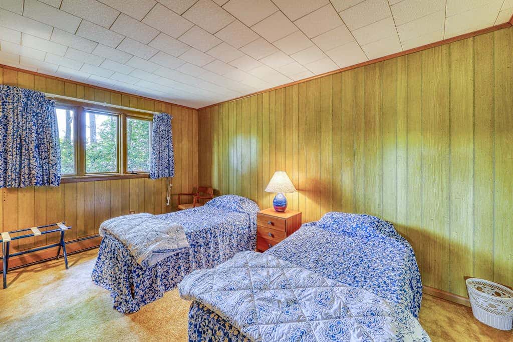 Private Contemporary