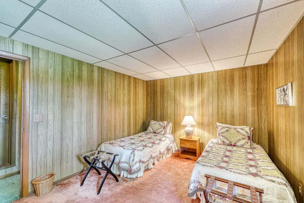 Private Contemporary