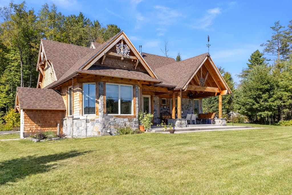 Adirondack Adventure Lodge