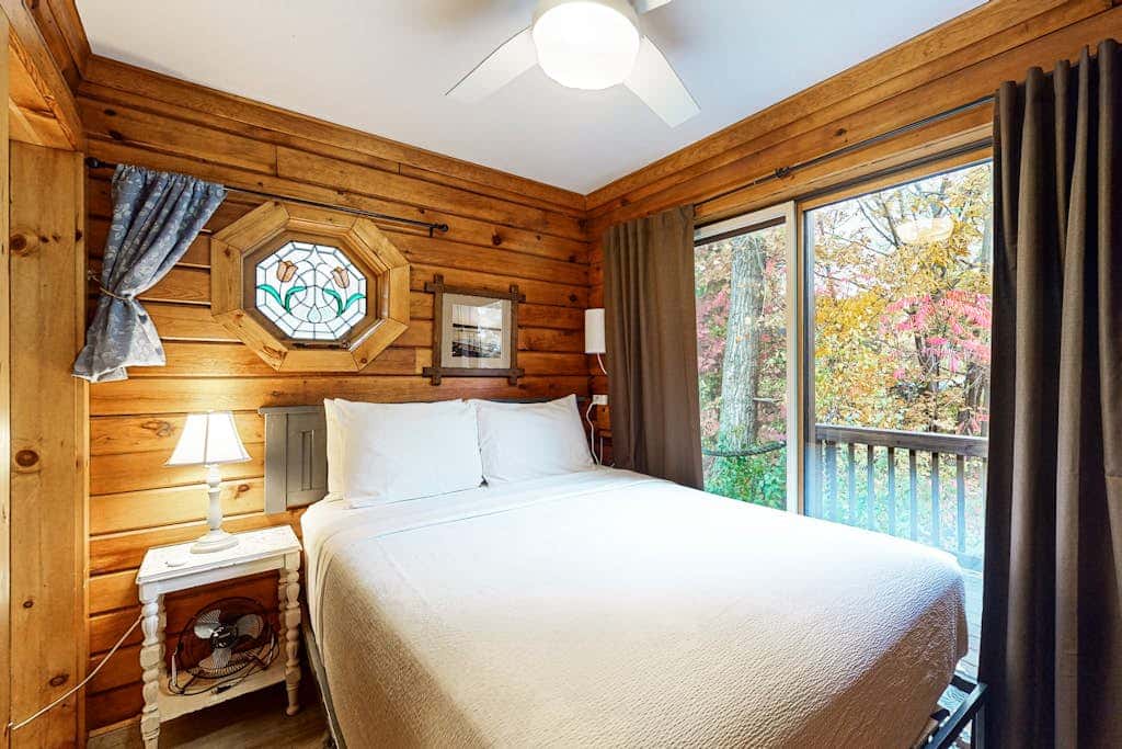 Seneca Lake Log Cabin