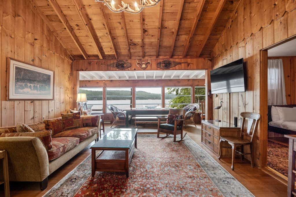 Lakefront house with dock, sandy beach, full kitchen, gorgeous views