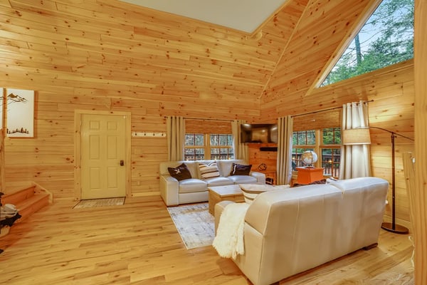 Private child-friendly home with game room, high-speed WiFi, and wraparound deck