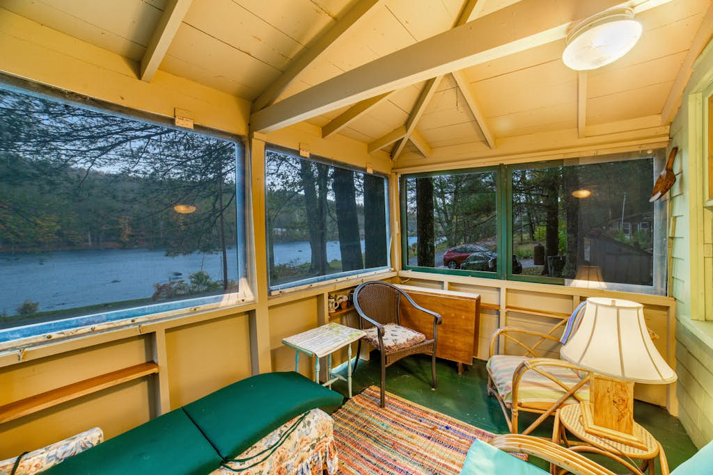 Hudson Riverside Cottage